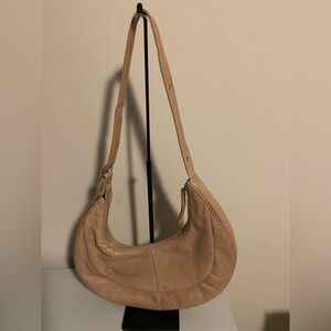 Matt Murphy Chic Tan Leather Shoulder Bag